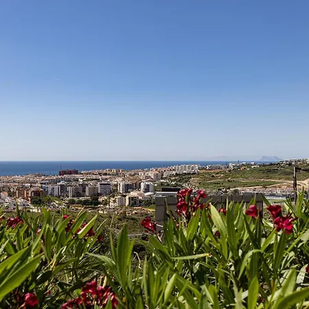 2 Bedroom @estepona Hills With Sea View! Lägenhet Estepona