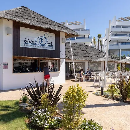 2 Bedroom @estepona Hills With Sea View! Lägenhet Estepona
