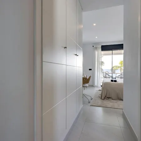 2 Bedroom @estepona Hills With Sea View! Lägenhet
